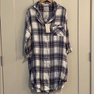 NWT Rails plaid blue and white sleep shirt